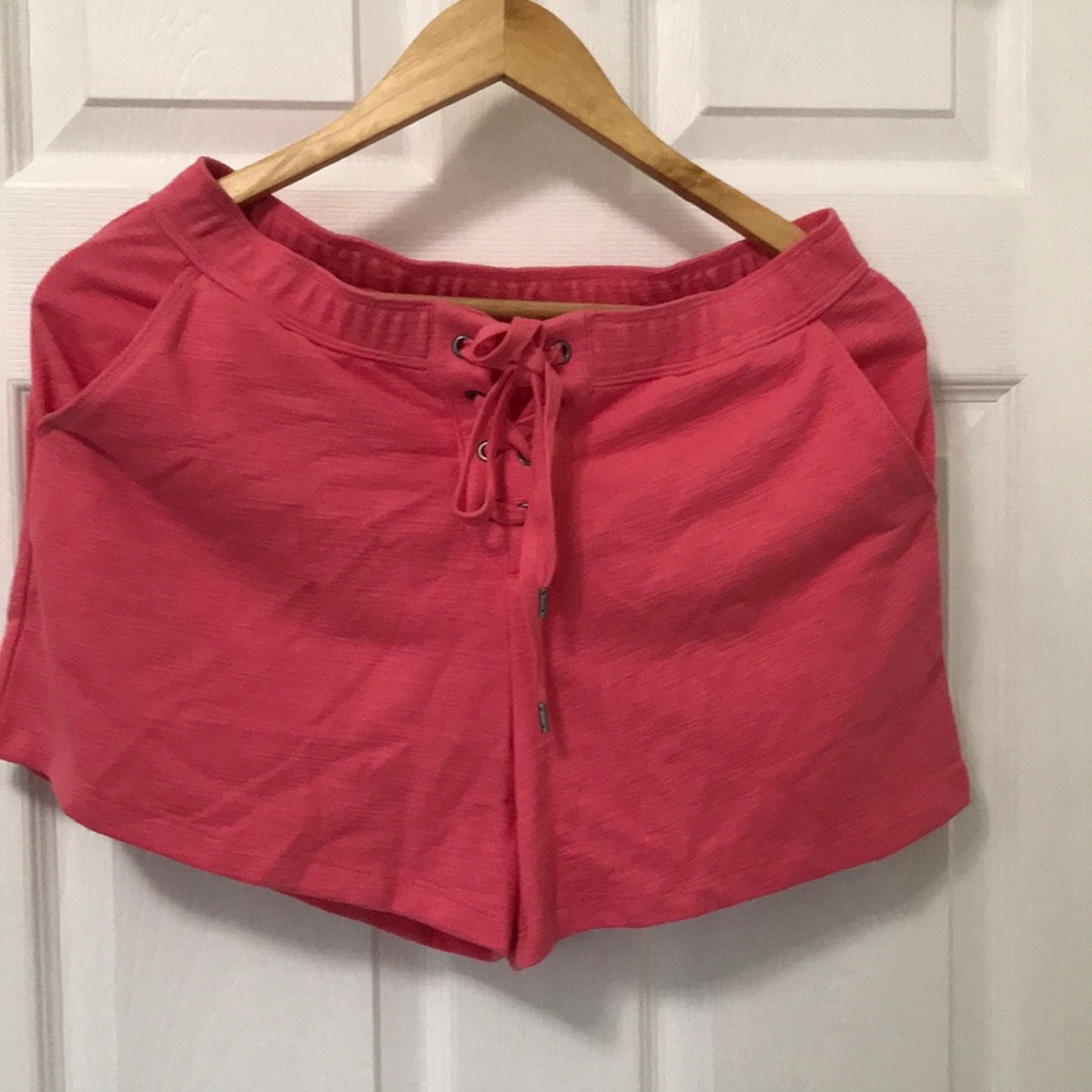 Pink cotton blend shorts